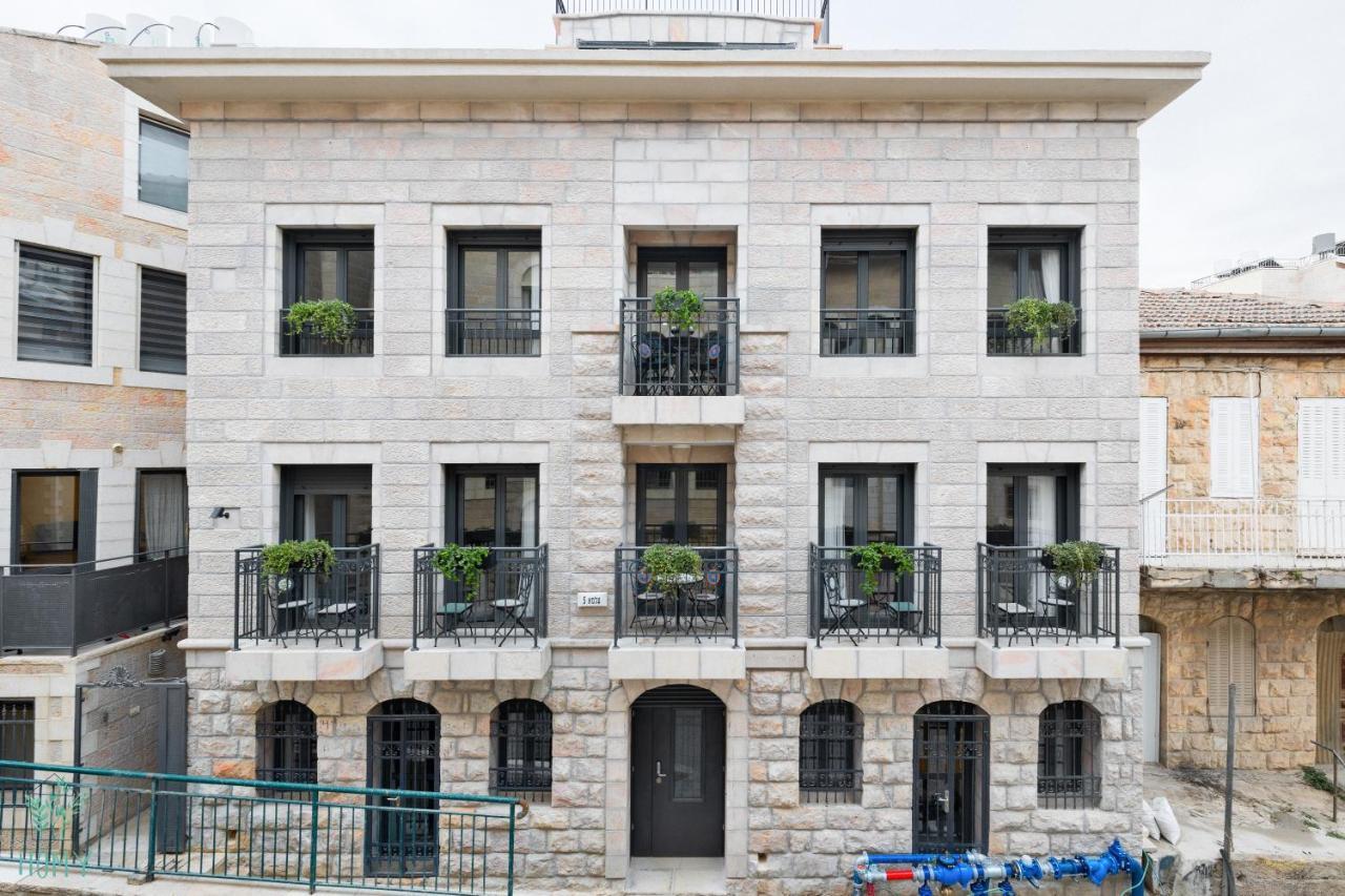 Mate Alma - By Homy Aparthotel Yerusalem Bagian luar foto